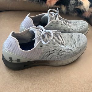 Under Armour Women’s Sonic Running Shoe